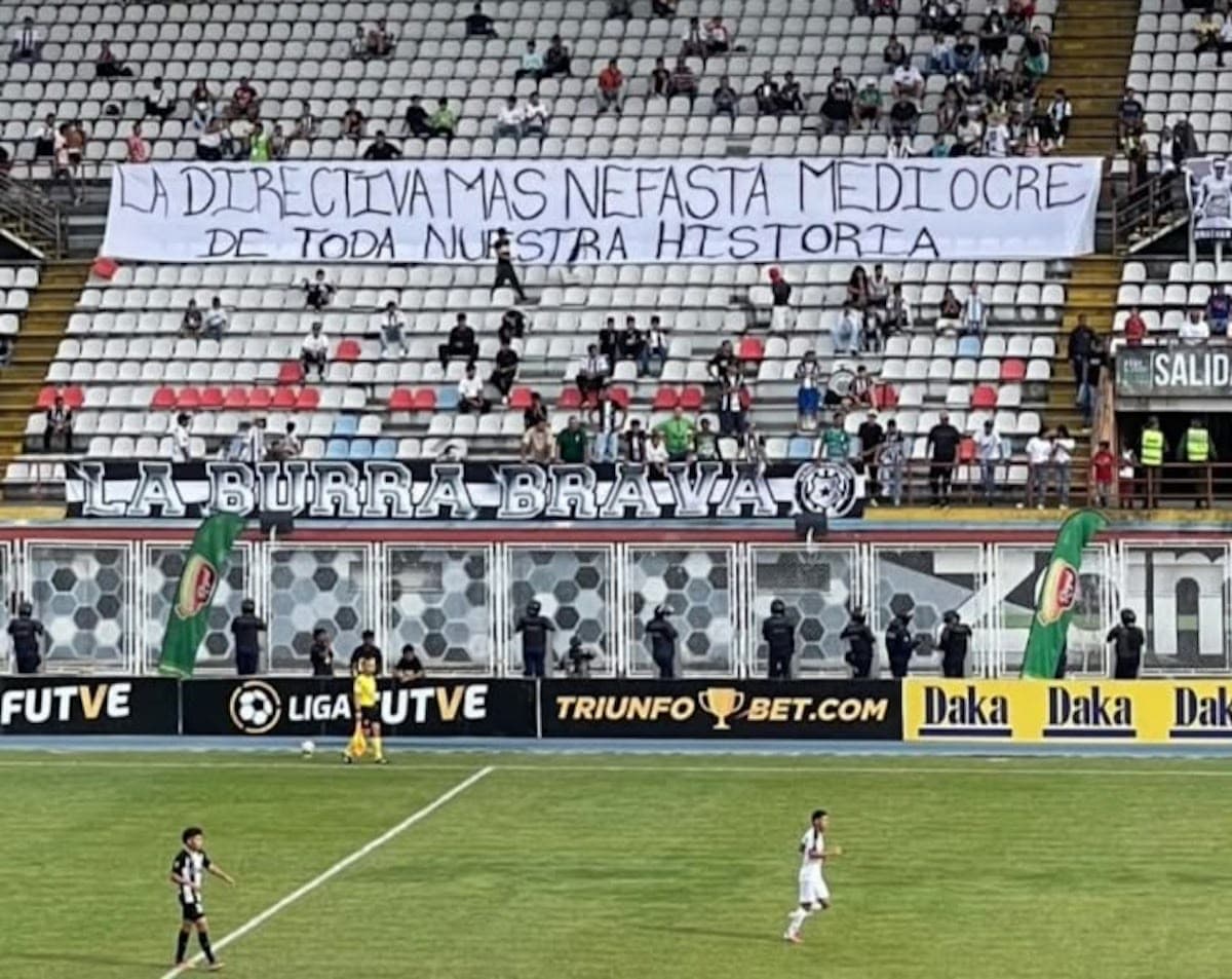 Hinchas del Zamora FC exigen la renuncia de la directiva y del cuerpo técnico tras caer ante Anzoátegui