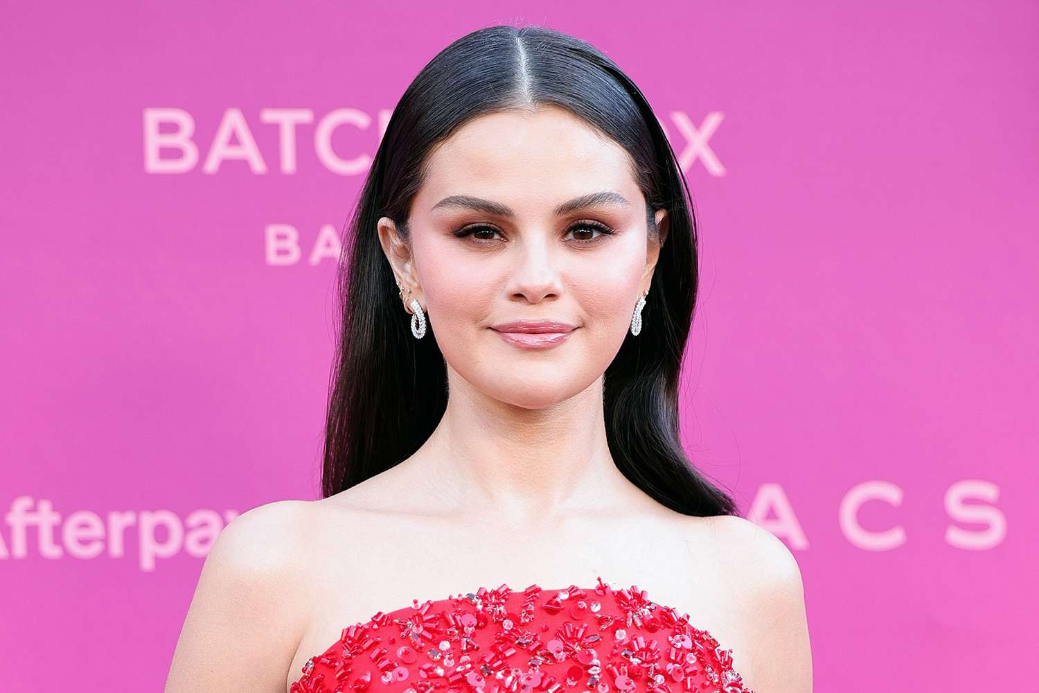 Selena Gomez reveló que vapear nicotina le cambió la voz