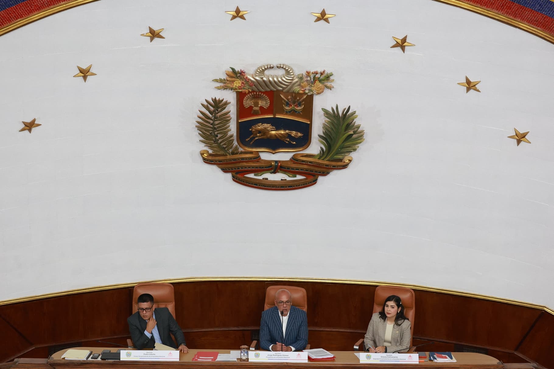 Impiden a Televen y Venevisión realizar transmisiones en directo desde la Asamblea Nacional