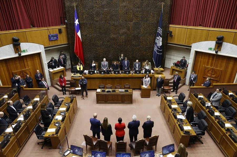 Senado de Chile aprueba proyecto de ley que agiliza la expulsión de extranjeros