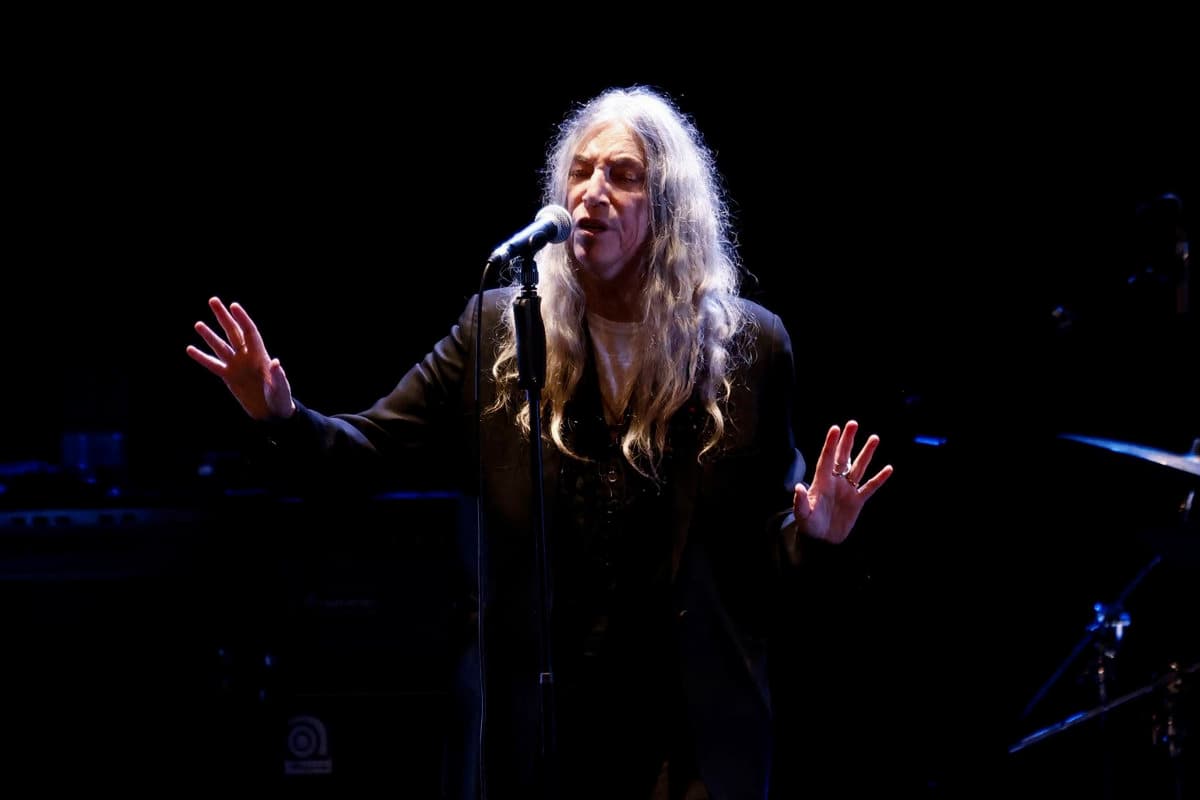 Un millar de voces arroparon a Patti Smith en su regreso a España