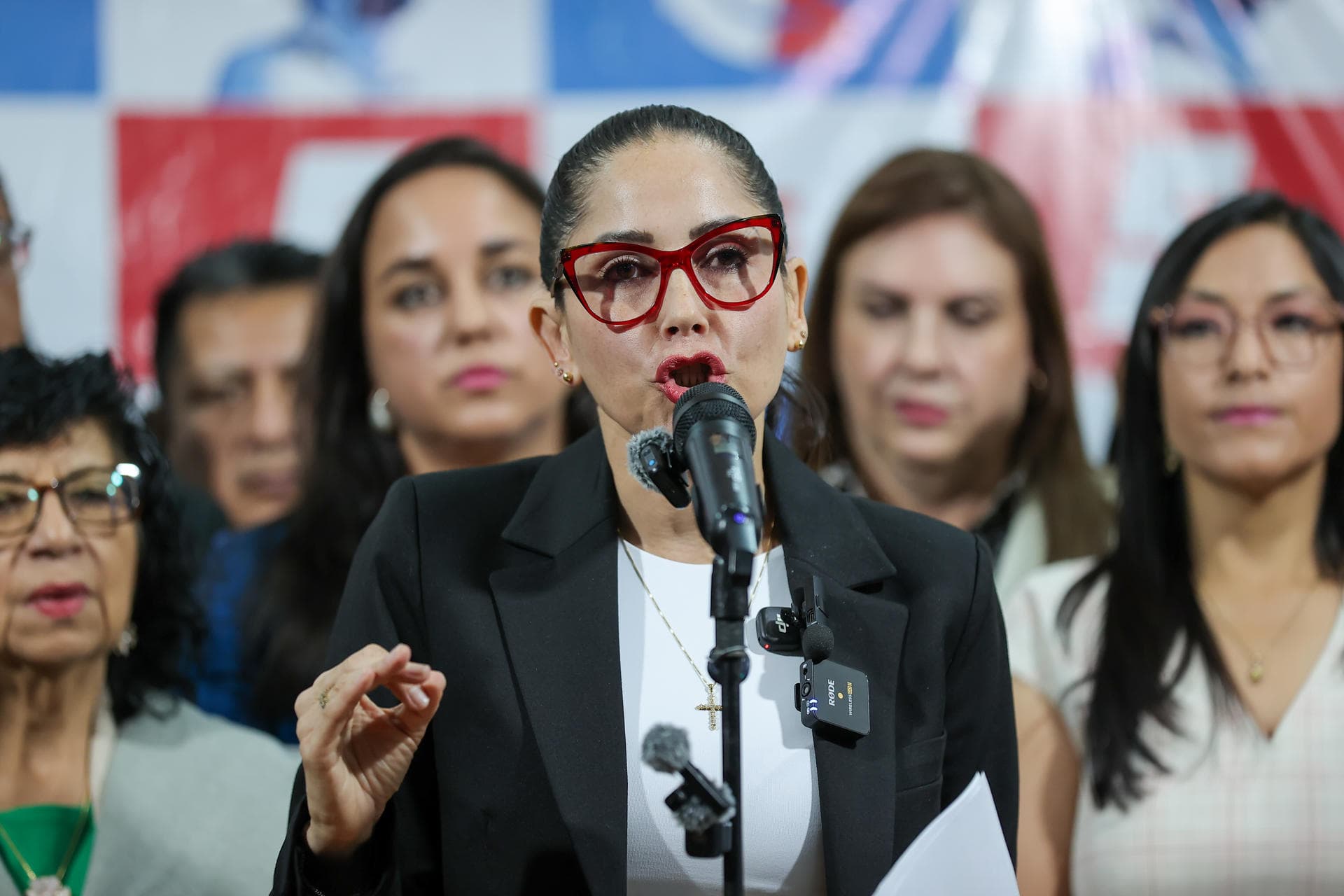 Policía de Ecuador detiene a la excandidata presidencial del correísmo Luisa González
