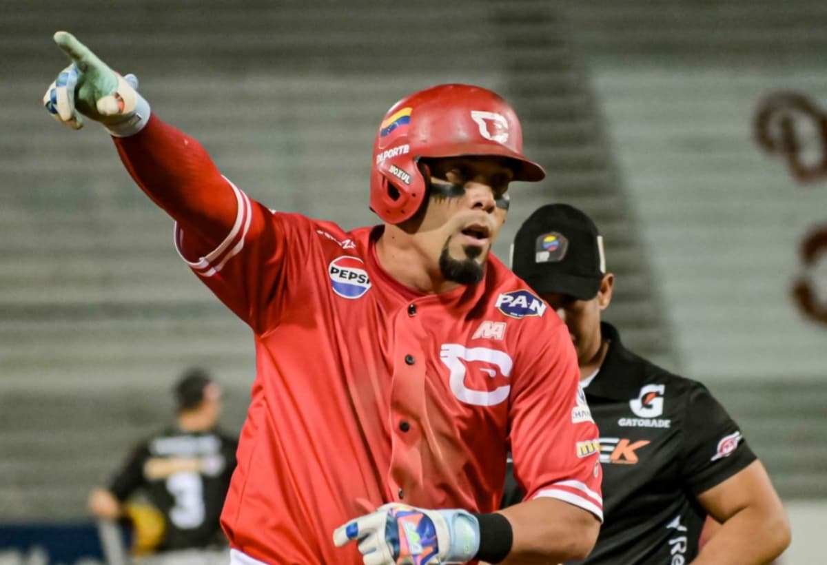 Cardenales castigó con 20 hits y dos jonrones de Rafael “Balita” Ortega a Águilas para conseguir su quinta victoria