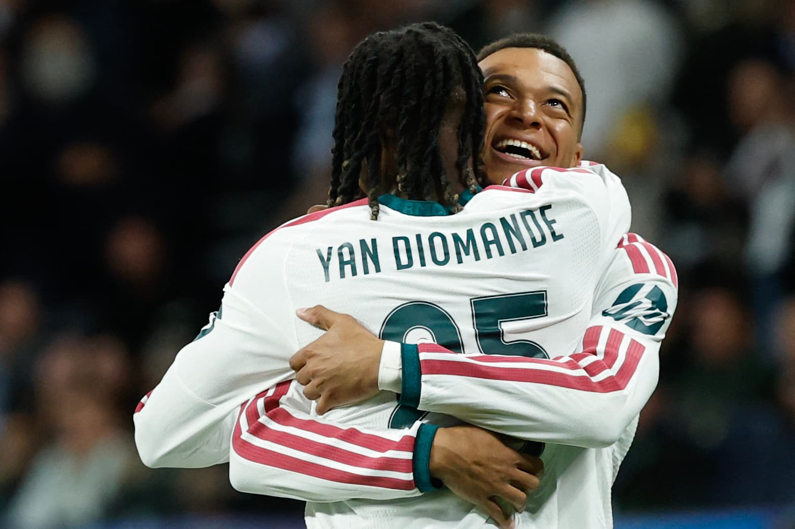 Real Madrid muestra su capacidad goleadora antes del clásico: doce goles en tres juegos