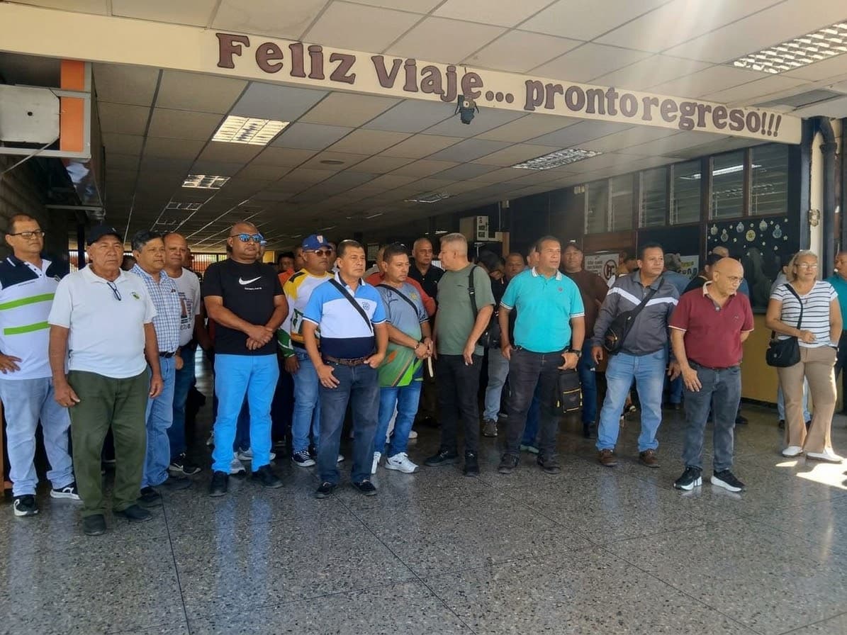 Transportistas denuncian competencia desleal y descontrol operativo de Transbarca en Lara