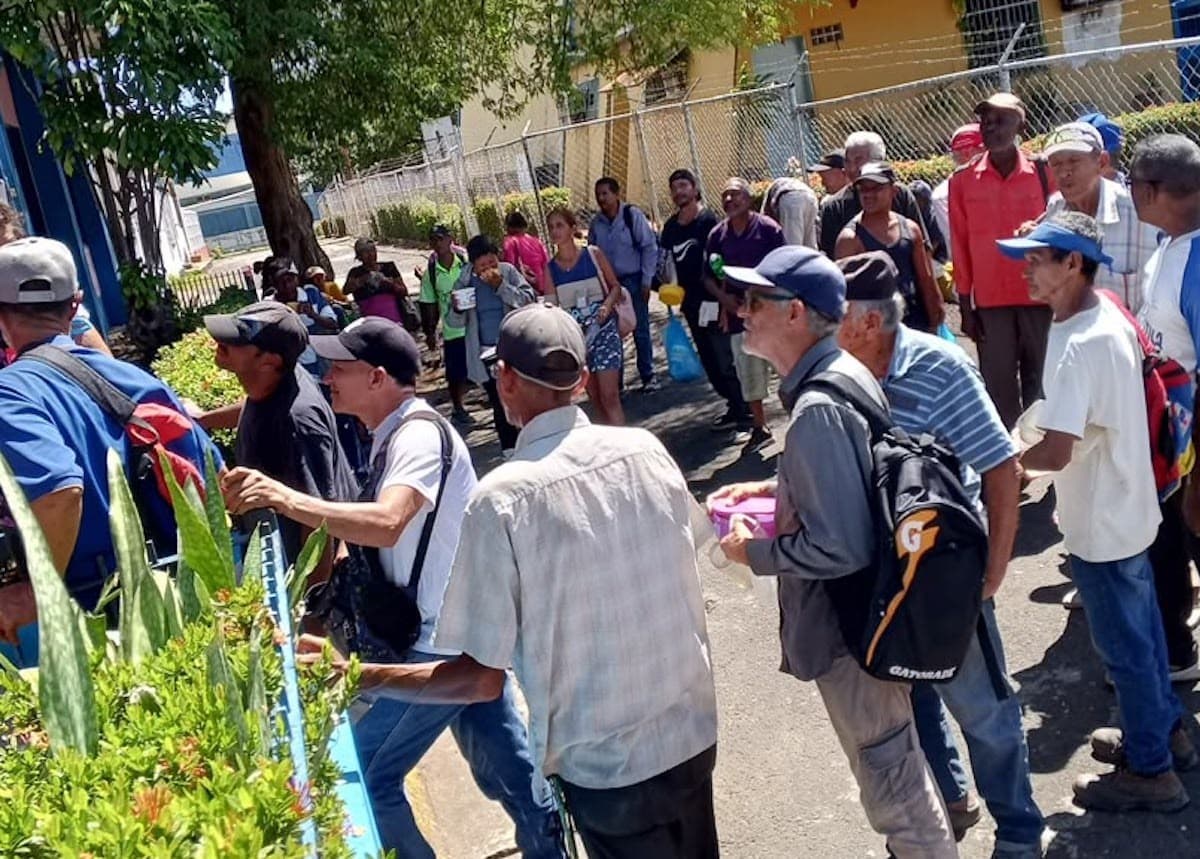 Fundación Me Diste de Comer ha servido 2,5 millones de almuerzos en 27 años y pide donaciones para mantener sus comedores