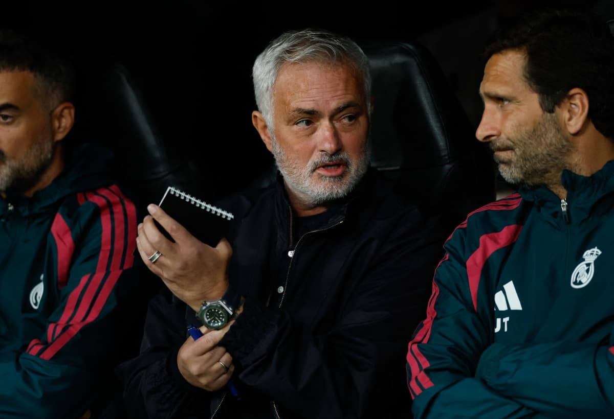 Mourinho consideró injusto comparar al Real Madrid con el Barcelona antes del clásico