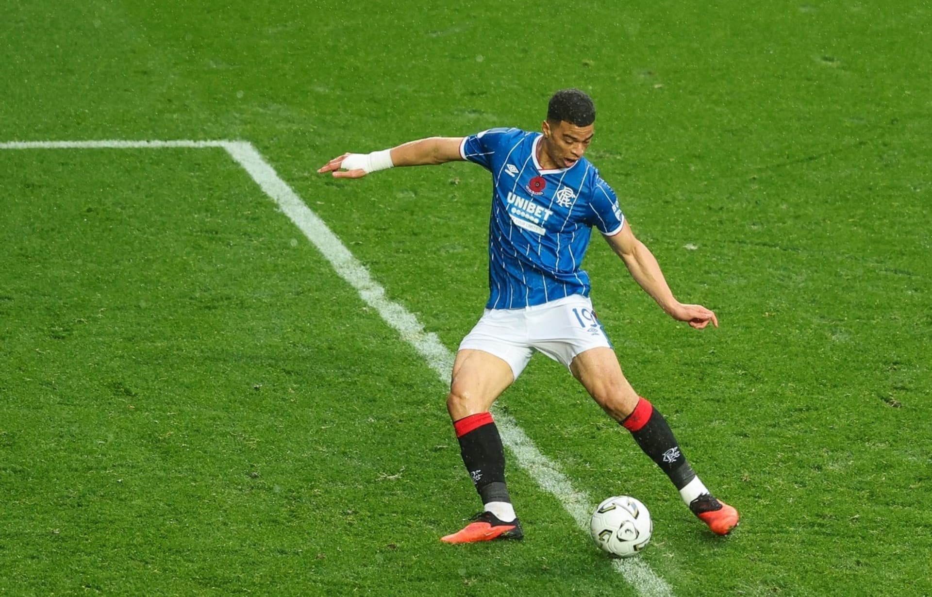 Kevin Kelsy brilla con doblete y goleada del Rangers sobre el St. Johnstone