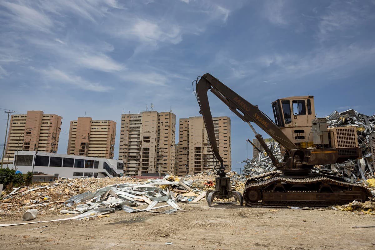 A cuatro meses de los terremotos el gobernador de La Guaira aseguró que avanzan las labores de remoción de escombros y la recuperación del estado