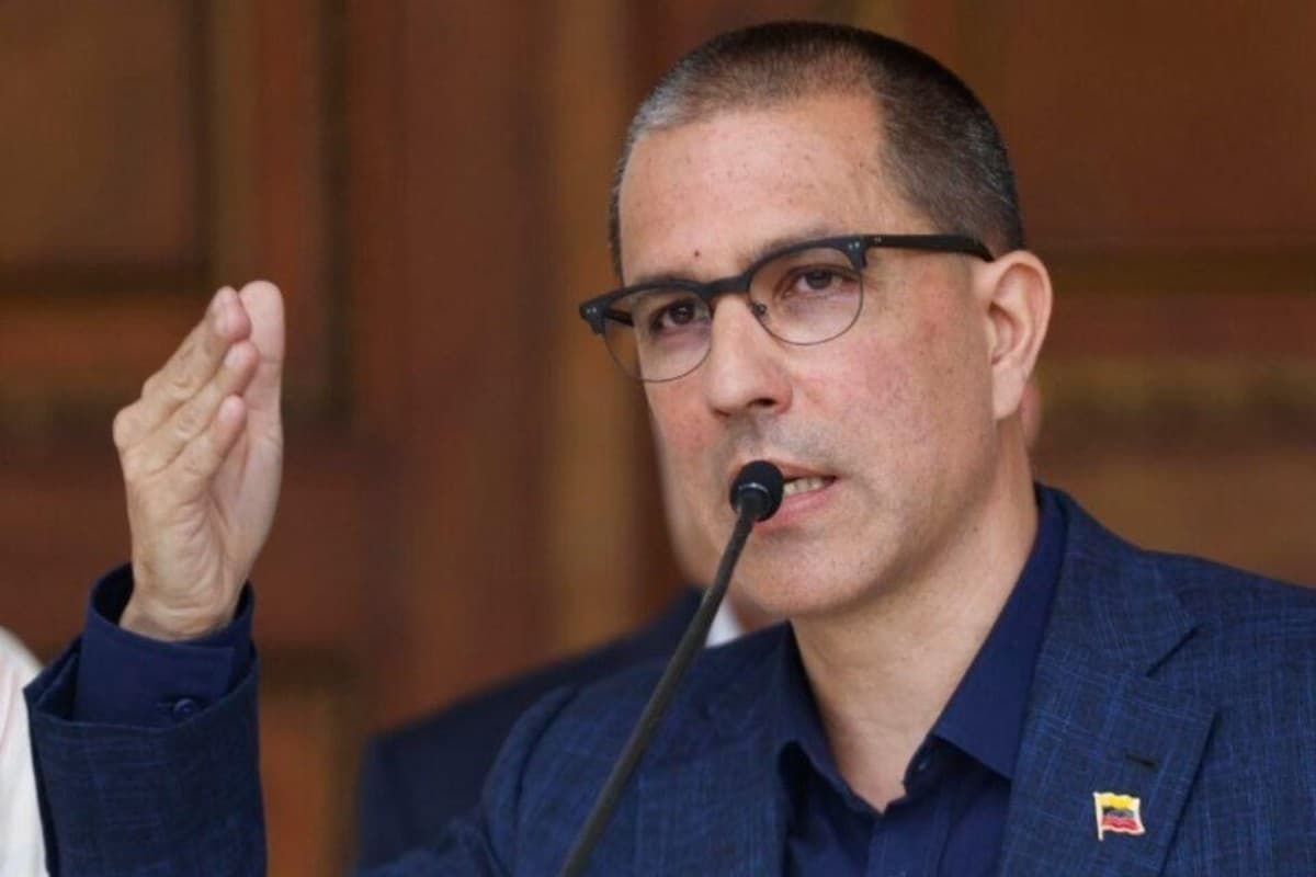 Jorge Arreaza tras regreso de Machado: El diálogo busca crear condiciones para el ejercicio de la política