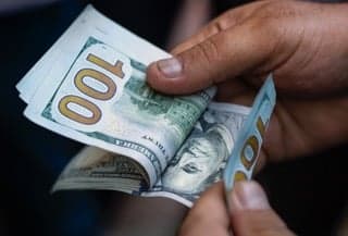 José Guerra: La Dolarización No es una Solución para Venezuela