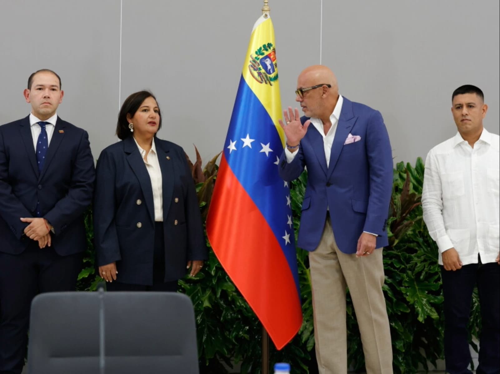 Estados Unidos, la democracia en Venezuela y la mirada desde el retrovisor