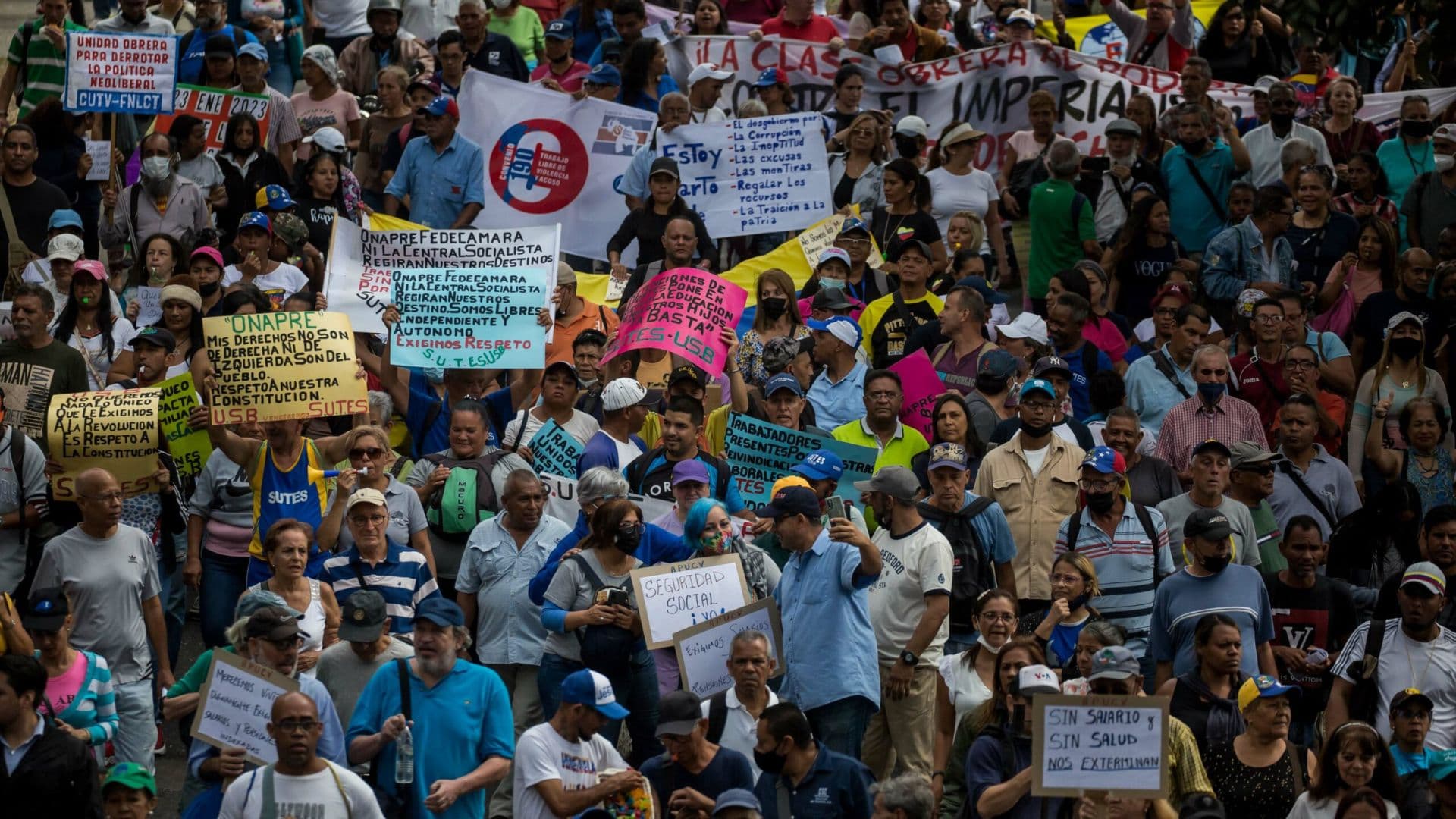 Otro día en Venezuela, otra marcha que fue bloqueada por la PNB antes de llegar a Miraflores