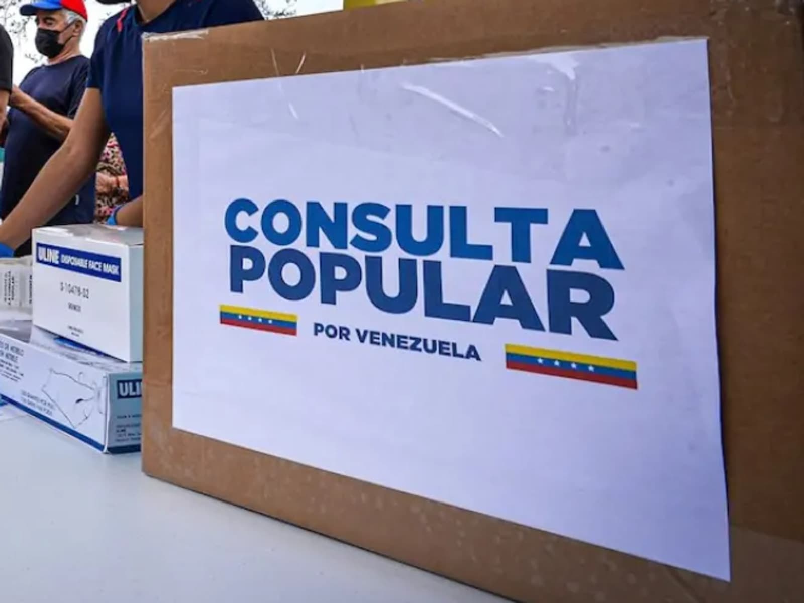 Consulta popular enfrenta apatía ciudadana y denuncias de presión para votar