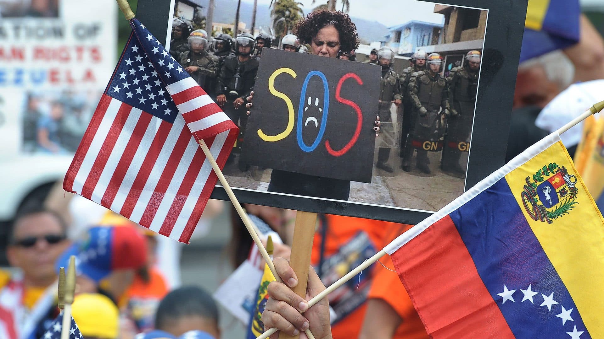 Venezolanos en EE.UU. exigen reactivación del TPS tras desastres naturales