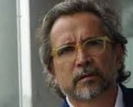 Gustavo Tovar-Arroyo: Un llamado a la escritura y la reflexión