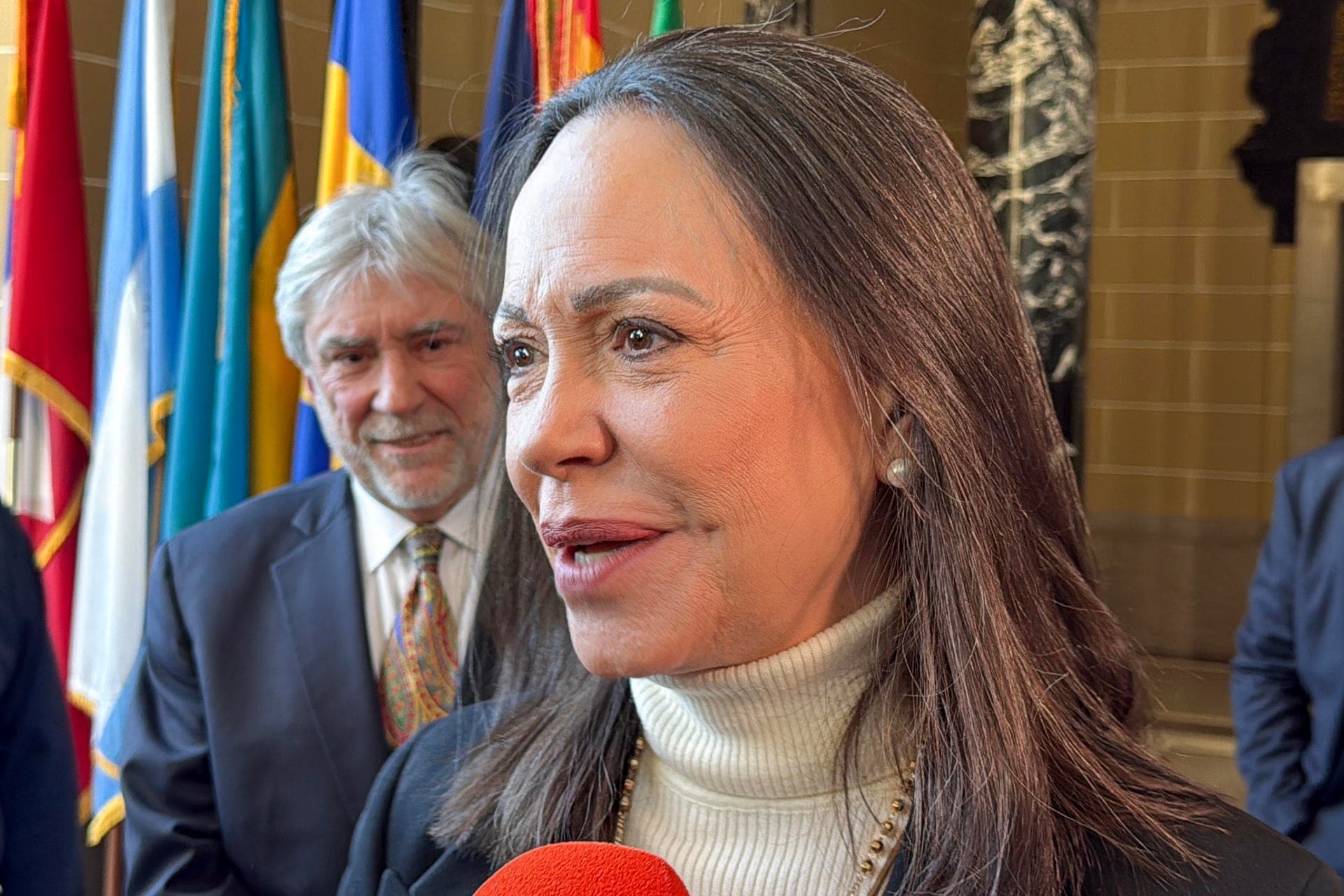 María Corina Machado critica a Gustavo Petro por su declaración sobre Maduro