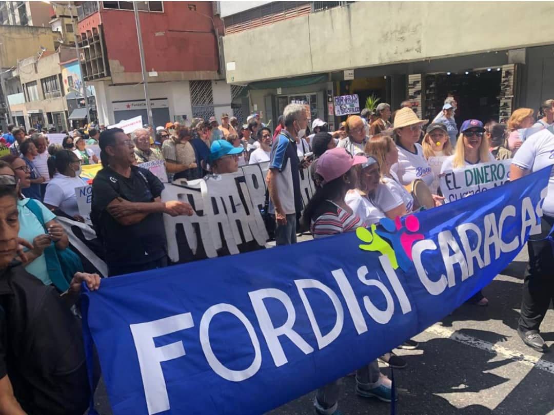 Fordisi Urge a Aumento Salarial Justo y Lucha por Educadores Liberados