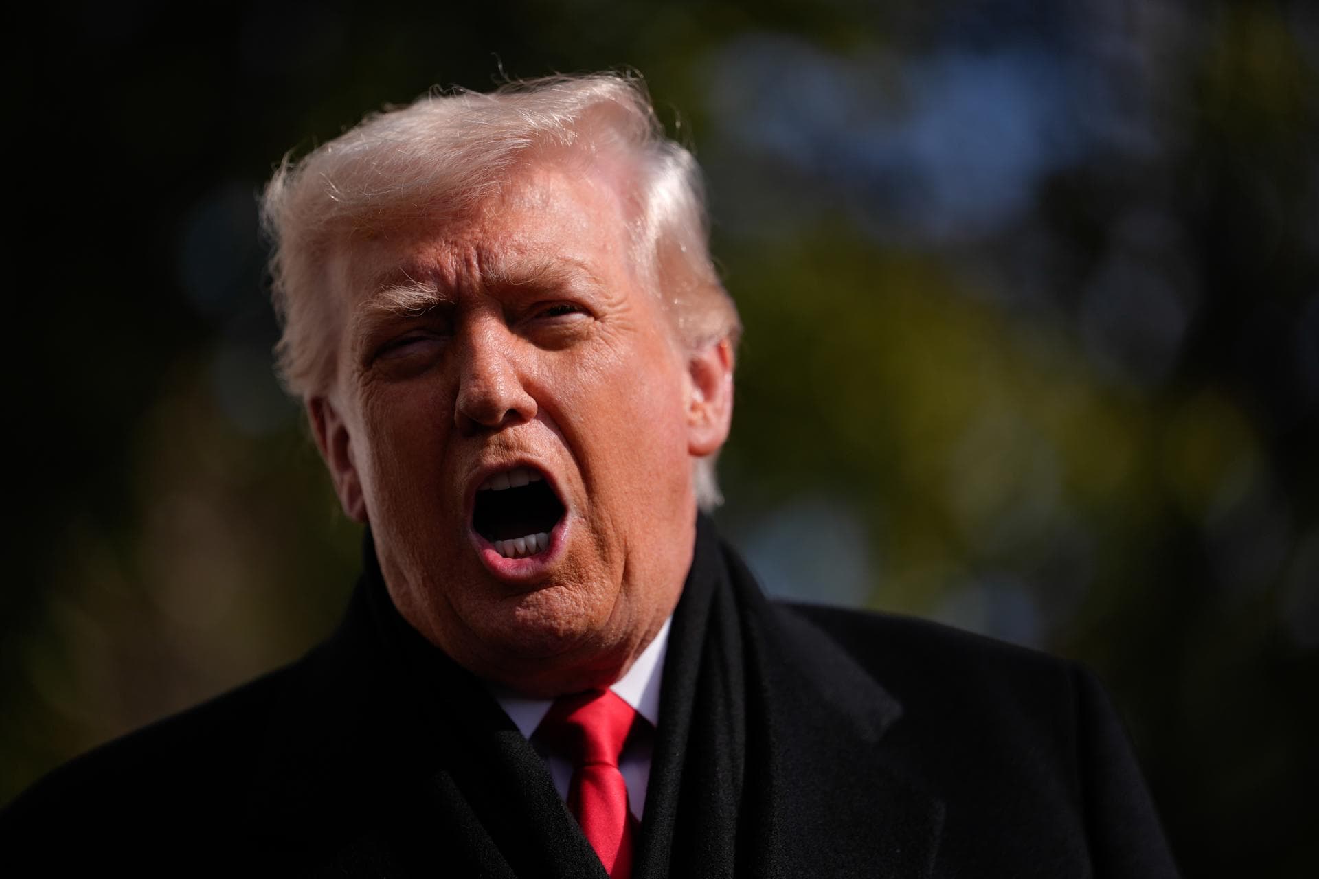 Trump ordena retirar agentes federales tras protestas en Minneapolis