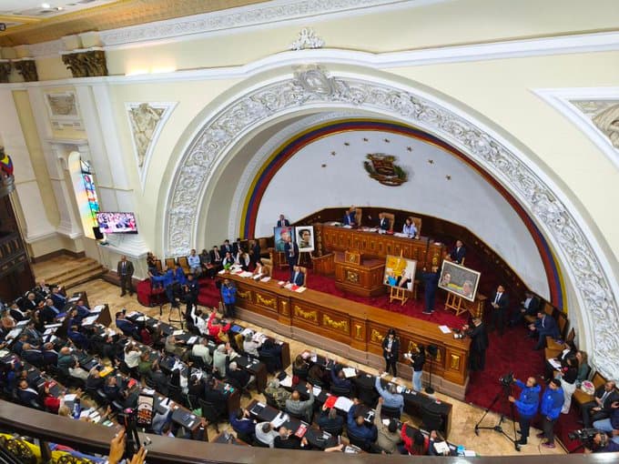 Jorge Rodríguez: Comerciantes Ajustan Precios Tras Llamados de Atención