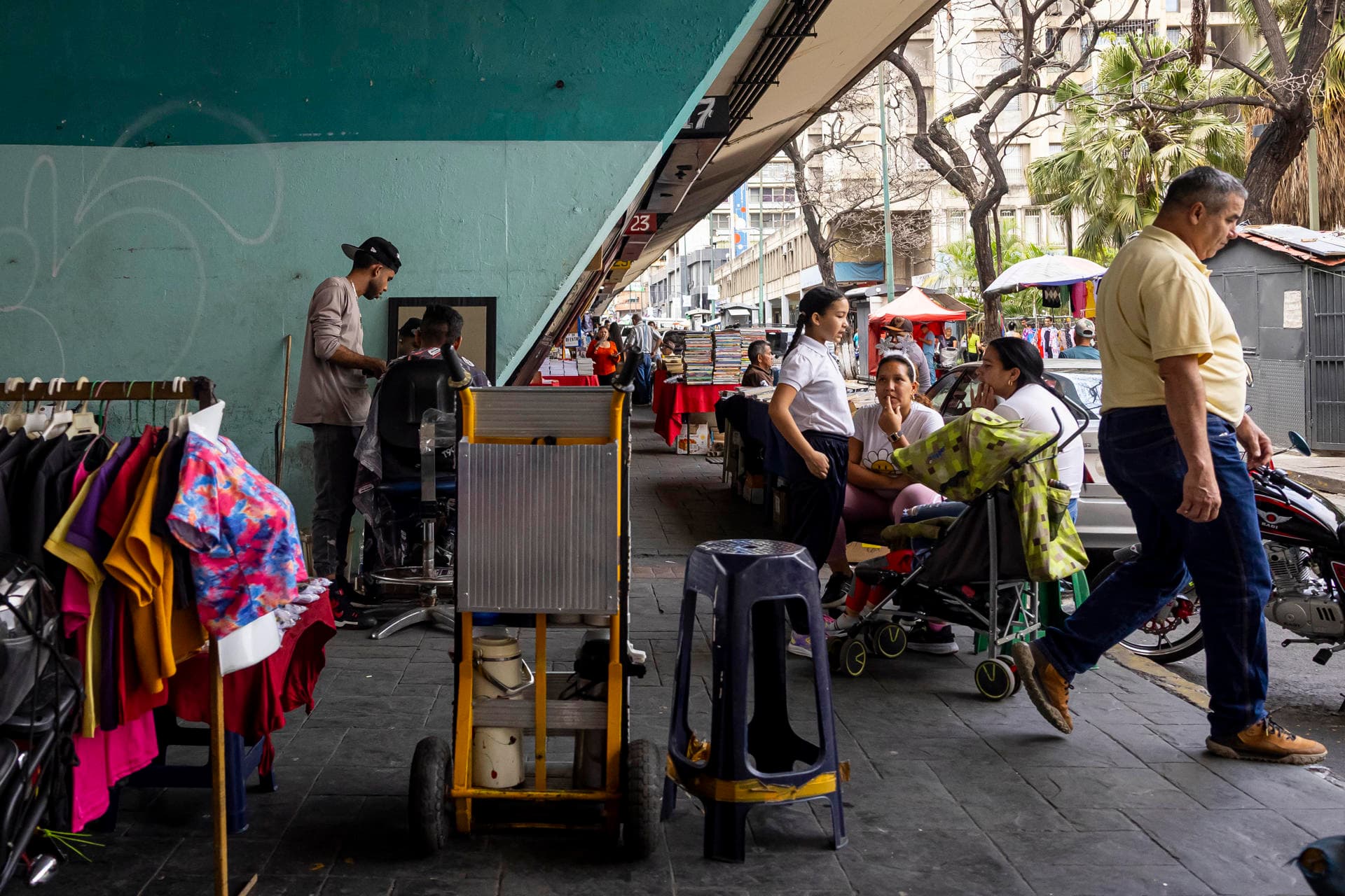 Señales de Recuperación: Oliveros Ve Esperanza en la Economía Venezolana