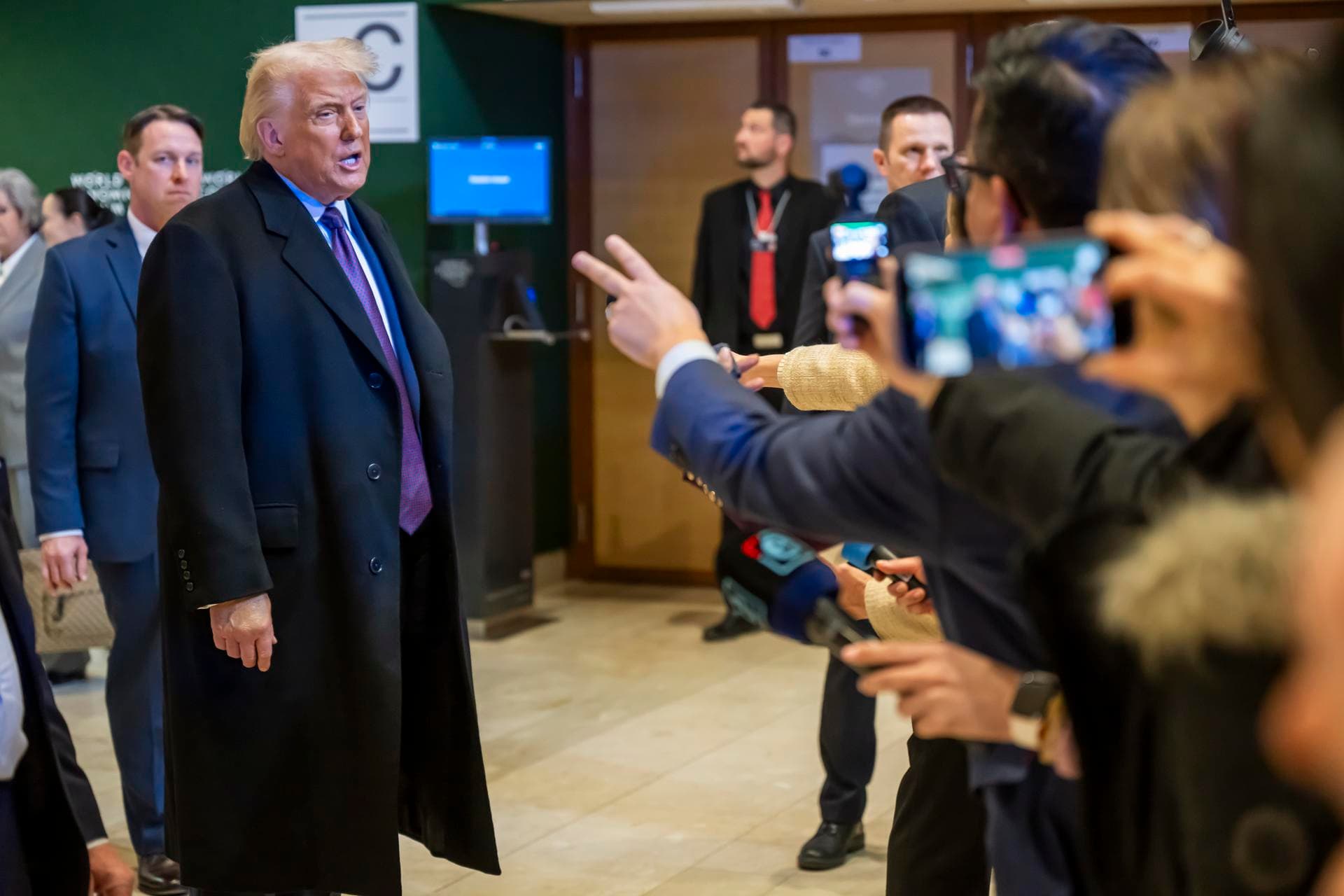 Trump y Zelenski: Un encuentro por la paz que resuena en Venezuela