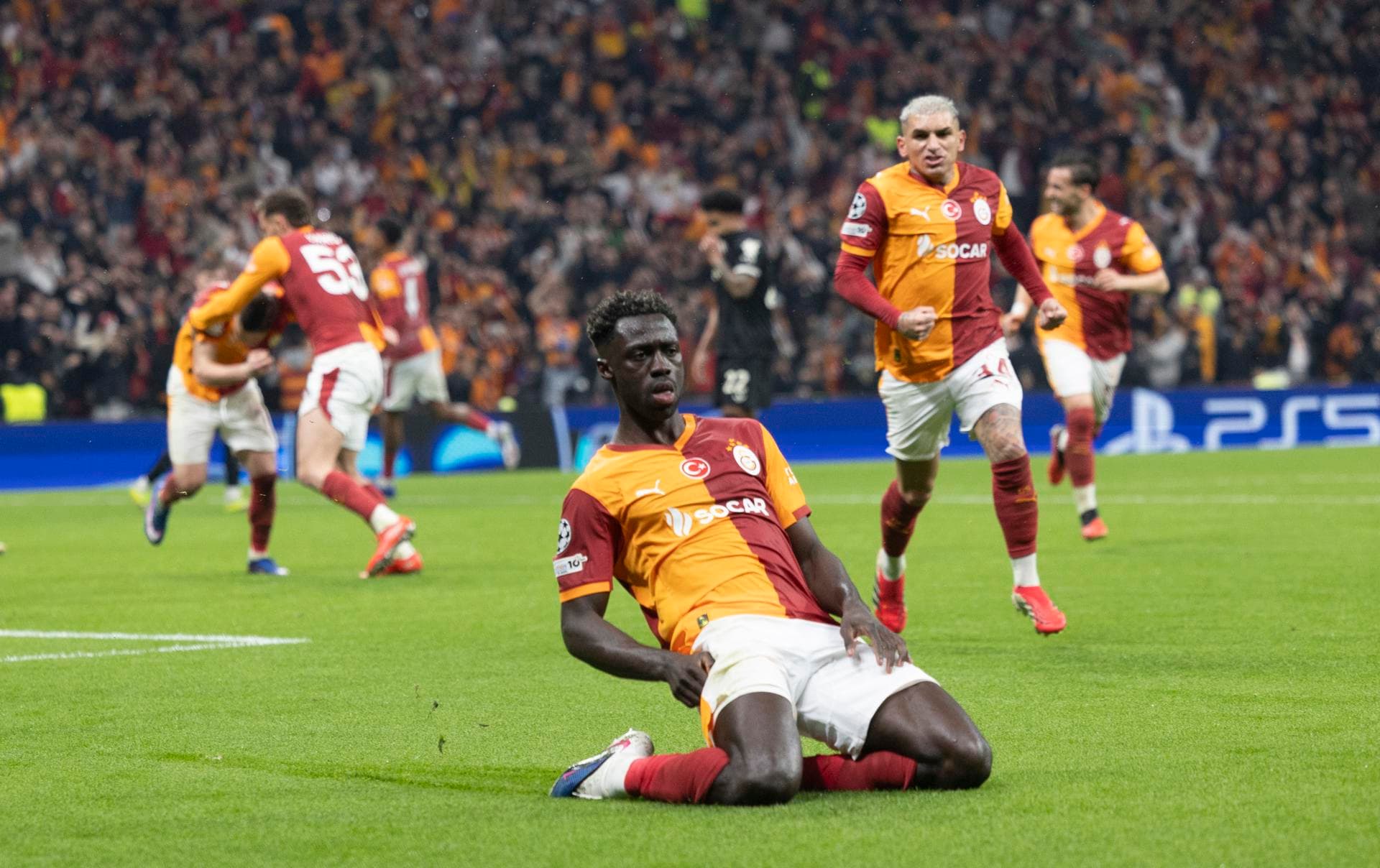 Galatasaray aplastó a Juventus y se asoma a los octavos de Champions