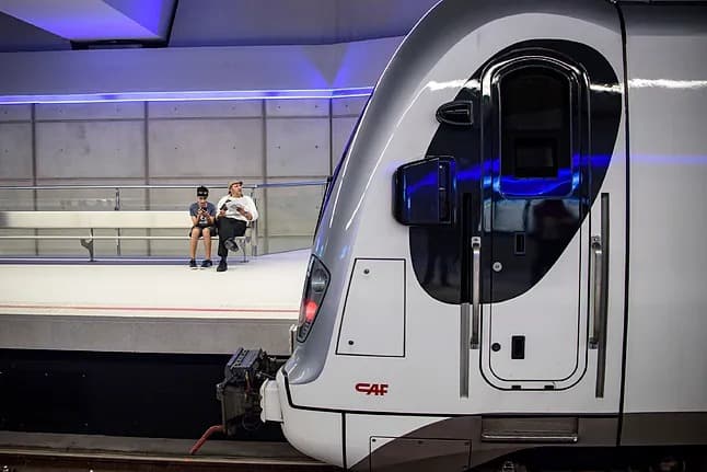 Explosión de Smartphone en Metro: Un Alerta Sobre la Seguridad Tecnológica