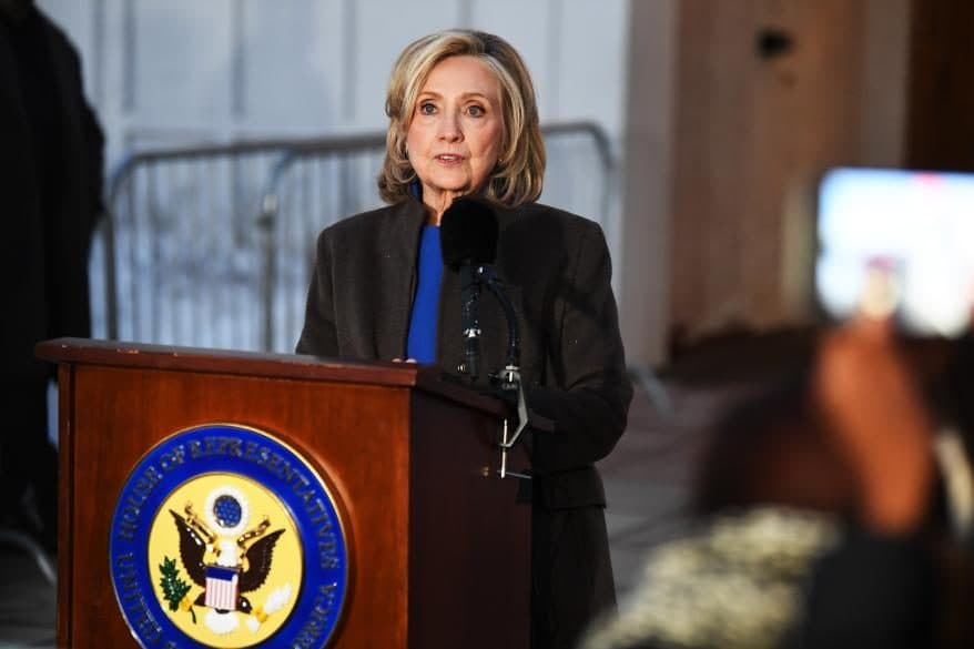 Videos Reveladores: Las Declaraciones de Bill Clinton sobre Epstein