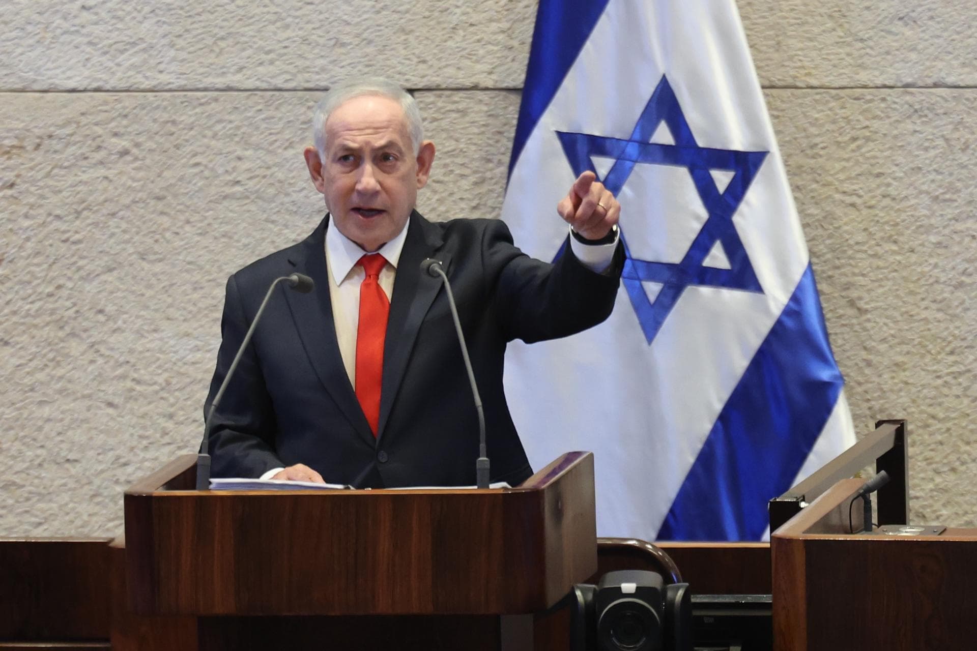 Netanyahu amenaza con intensificar ataques a Irán y Hezbolá