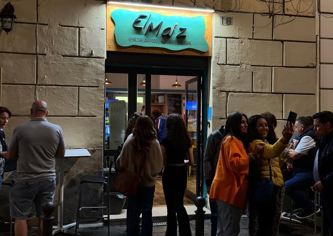 El Maíz: La Delicia Criolla que Conquista Roma desde Venezuela