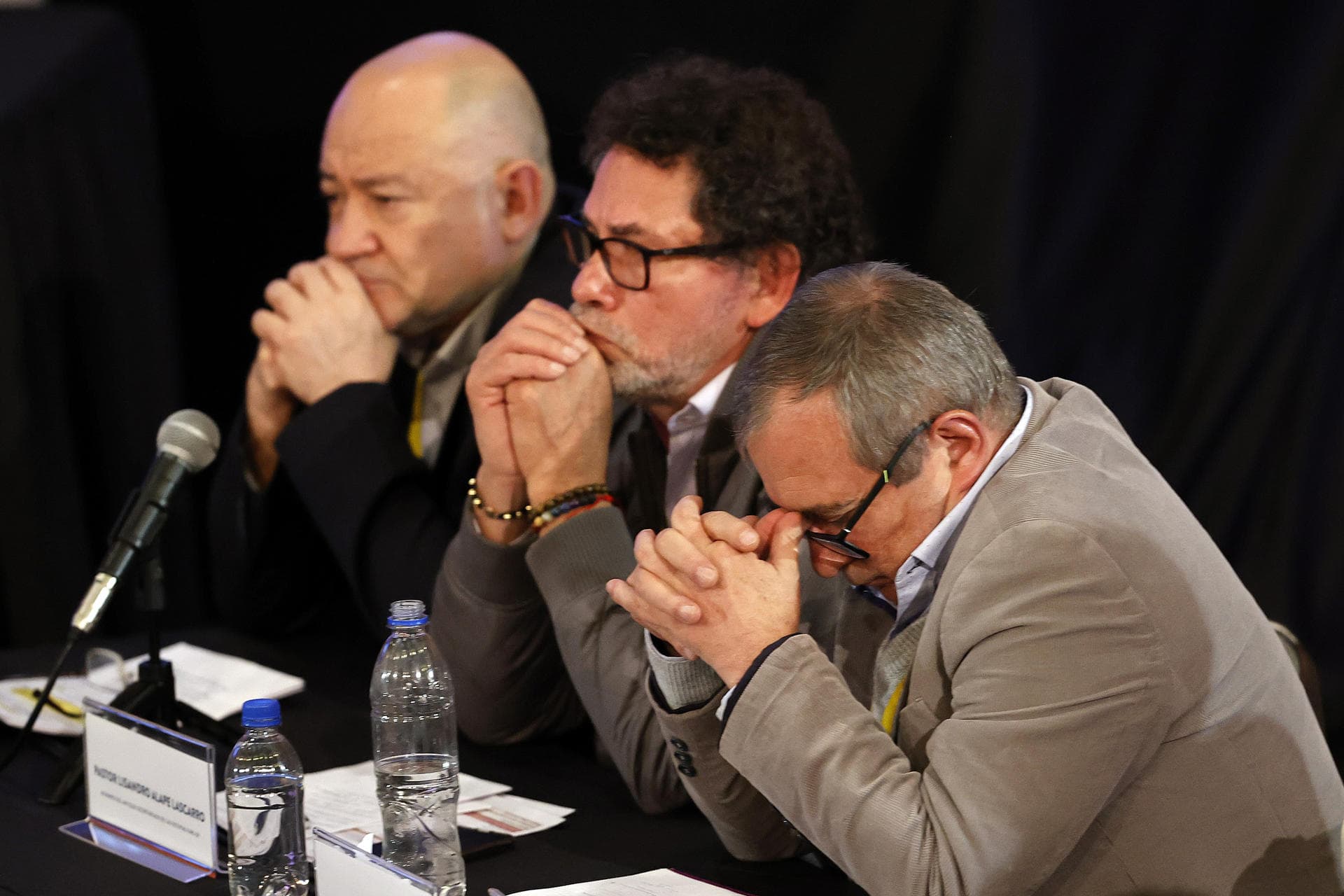 Exjefes de las Farc piden perdón por reclutamiento de menores