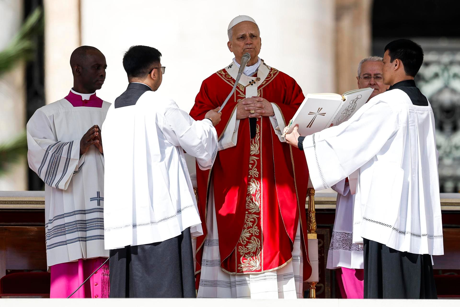 El Papa León XIV clama por paz en Semana Santa por víctimas de guerra
