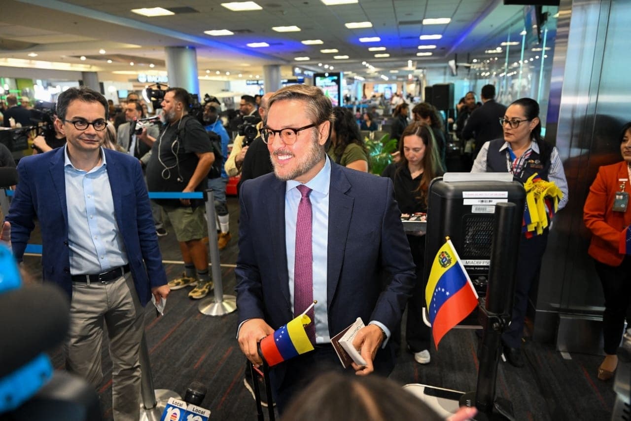 Félix Plasencia ignora la crisis humanitaria y presos políticos en Venezuela