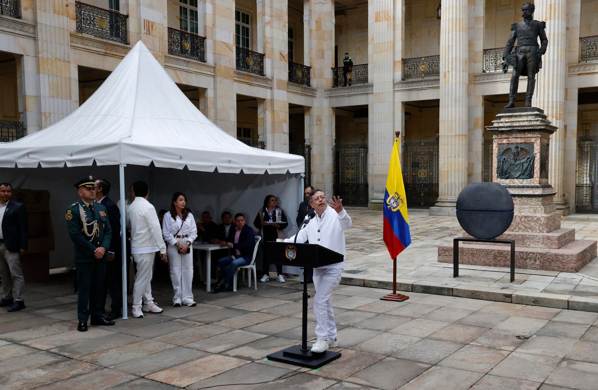Gustavo Petro cuestiona resultados electorales en Colombia tras primera vuelta