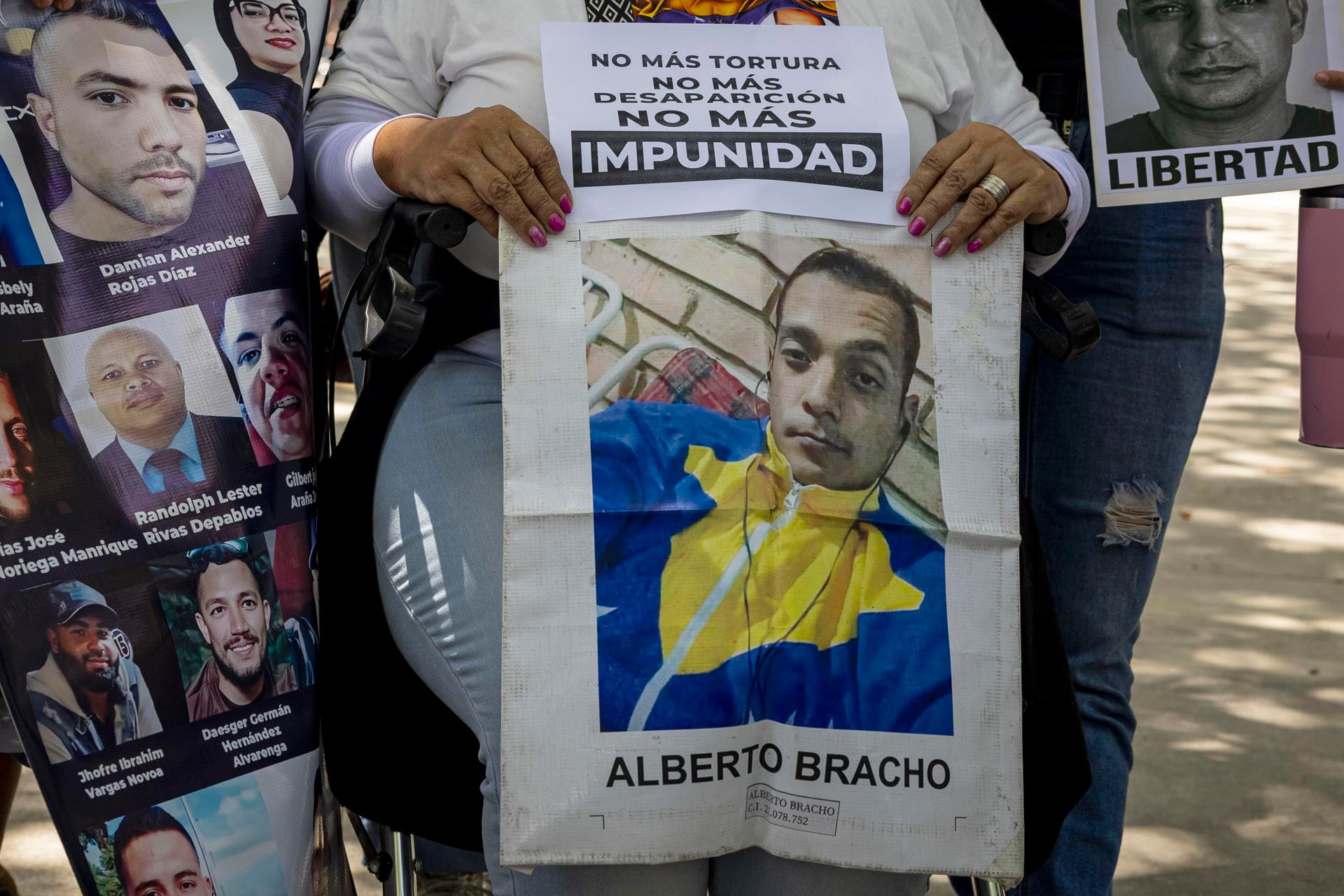 Foro Penal revela que 404 venezolanos son presos políticos, 39 son extranjeros