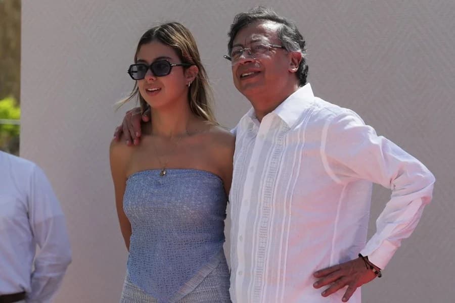 El polémico gesto de James Rodríguez y la reacción de Antonella Petro