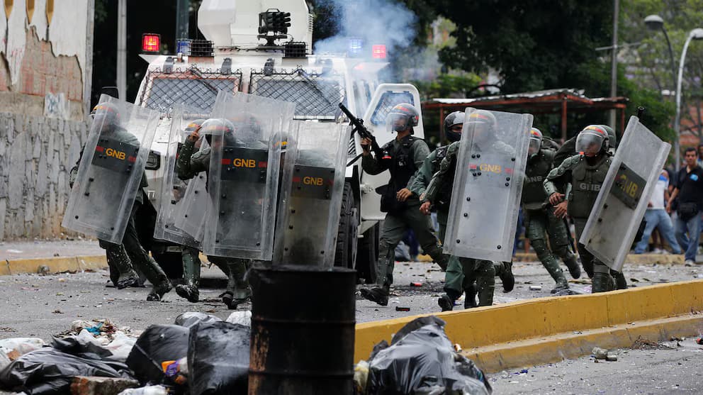 Argentina pide a España extraditar a coronel venezolano por crímenes