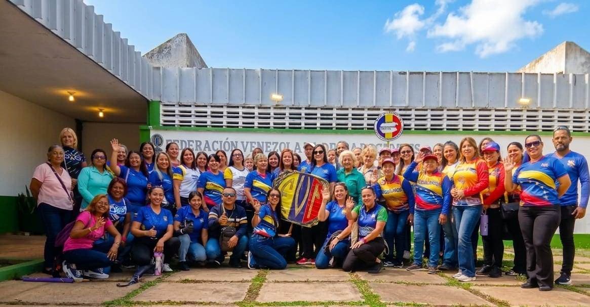 Gremios en Bolívar alertan sobre migración de docentes por el Estado