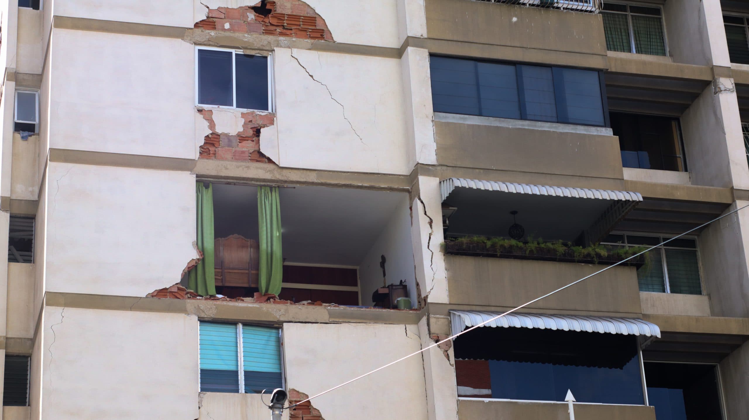 Turismo en Crisis: La Realidad Inmobiliaria Tras los Terremotos en Venezuela