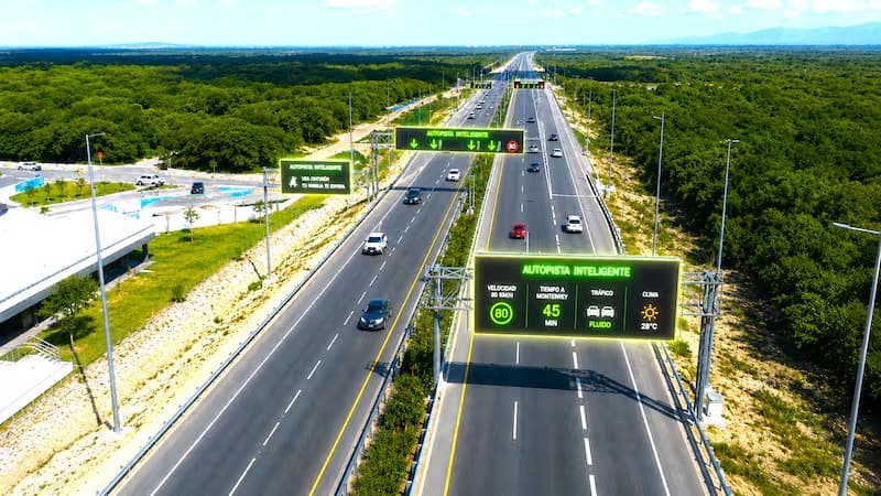 California Inaugura la Primera Autopista Inteligente que Transformará Viajando