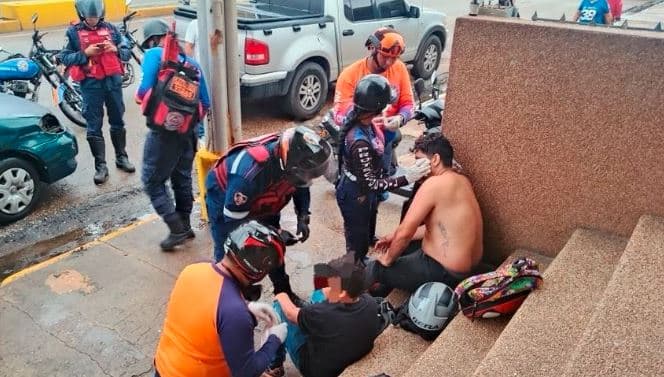 Accidente en Anzoátegui deja a un padre y su hijo heridos