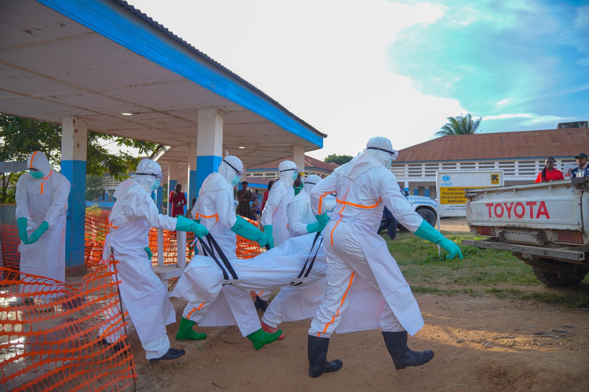 Uganda enfrenta un brote de ébola con 19 contagios confirmados