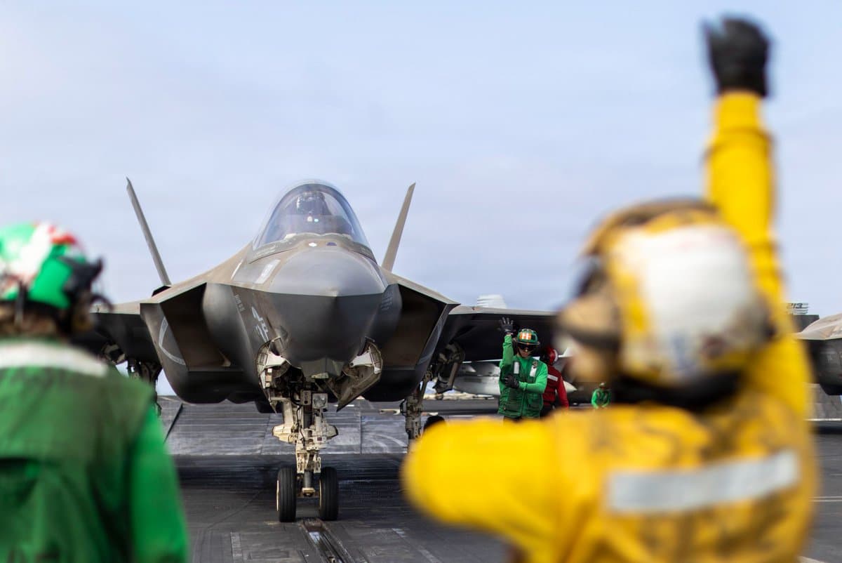 EEUU Responde con Bombardeos a Irán por Ataques en Ormuz