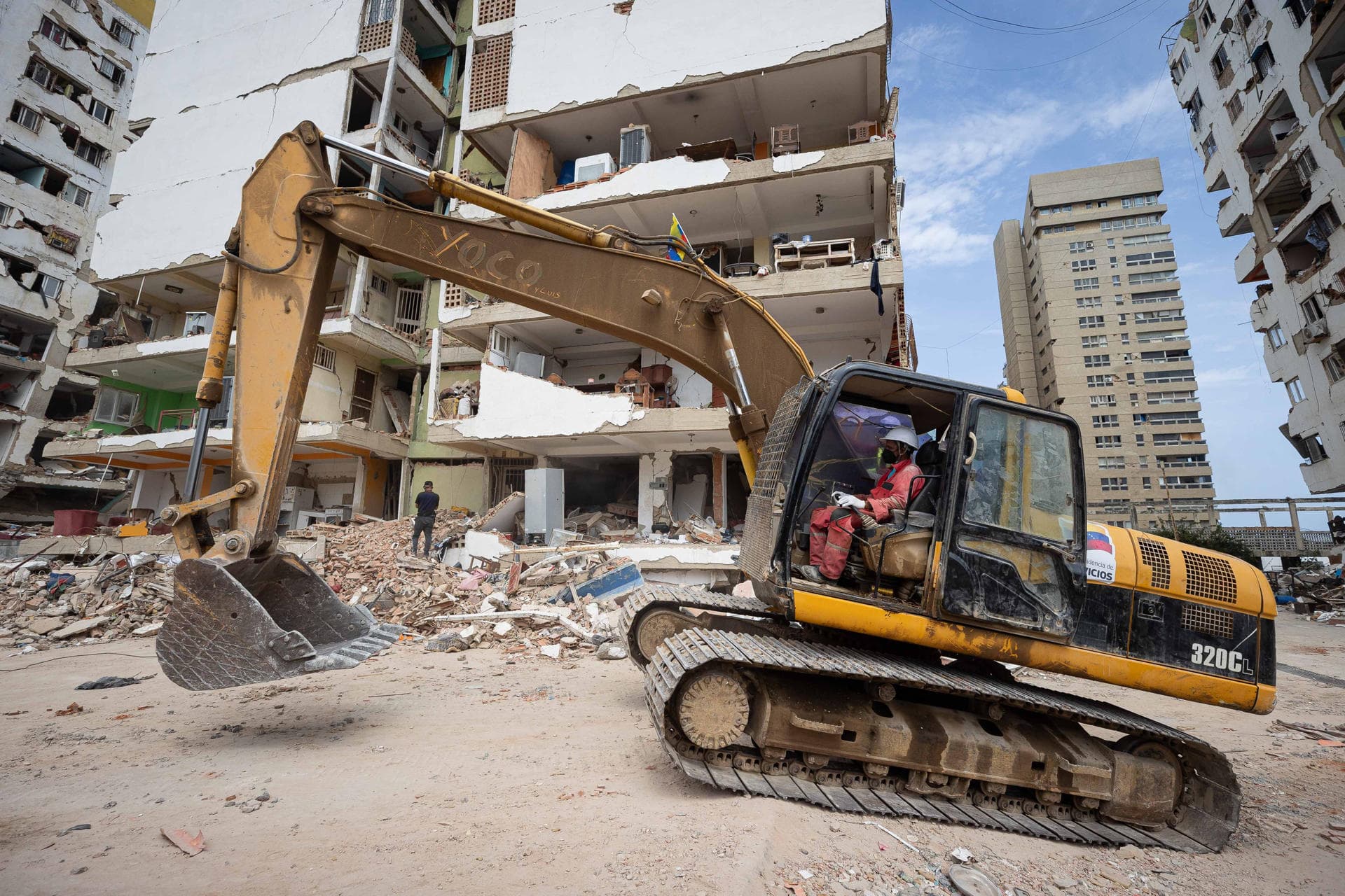 Expertos advierten sobre grave impacto ambiental en La Guaira por escombros