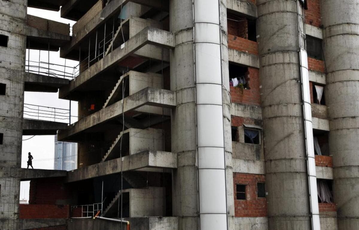 Alerta en Caracas: Desprendimiento en la Torre de David tras sismos