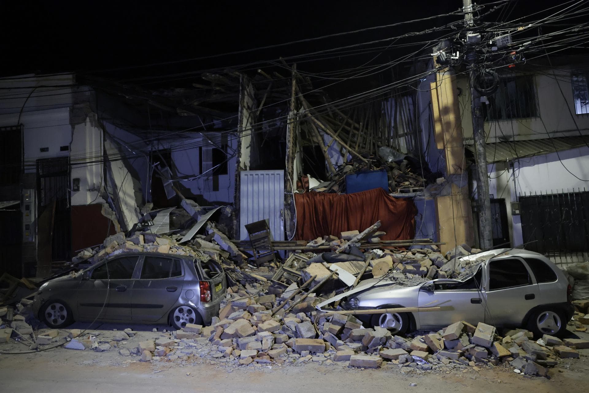 Colombia enfrenta tragedia: 169 muertos tras devastador terremoto