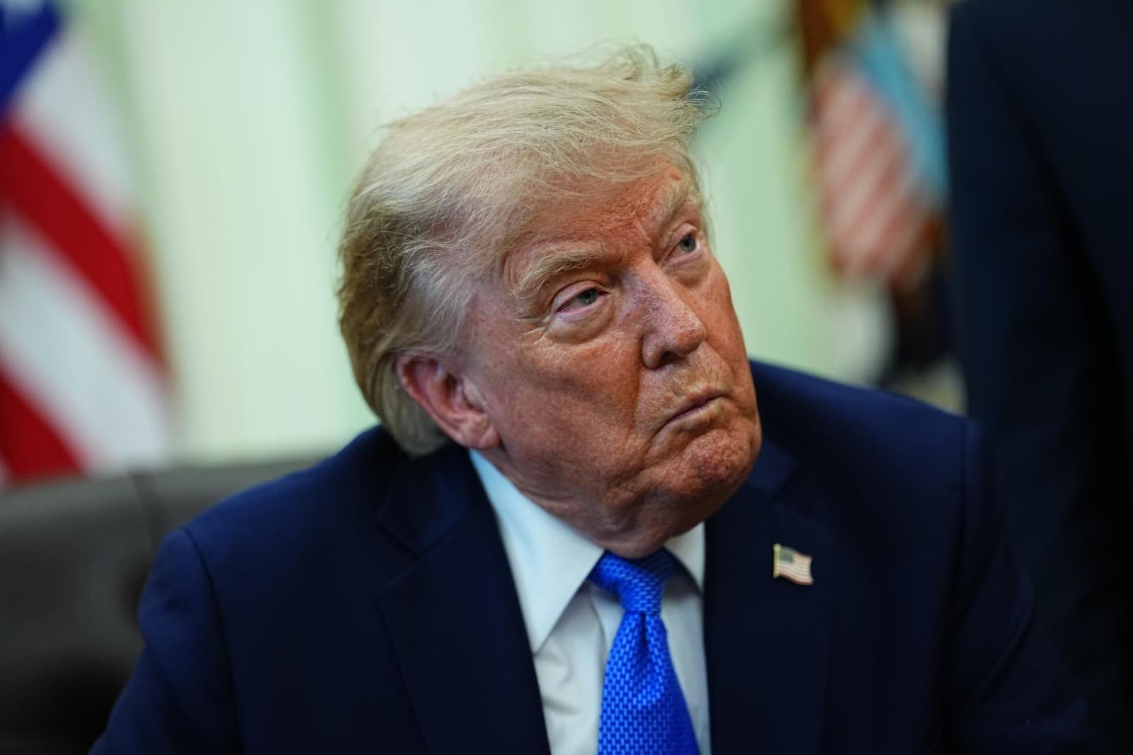 Pediatras de Florida rechazan orden de Trump sobre vacunación infantil