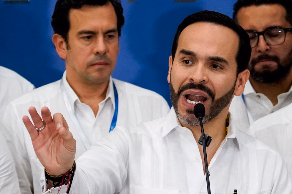Abelardo De La Espriella lidera respuesta a fuerte temblor en Colombia