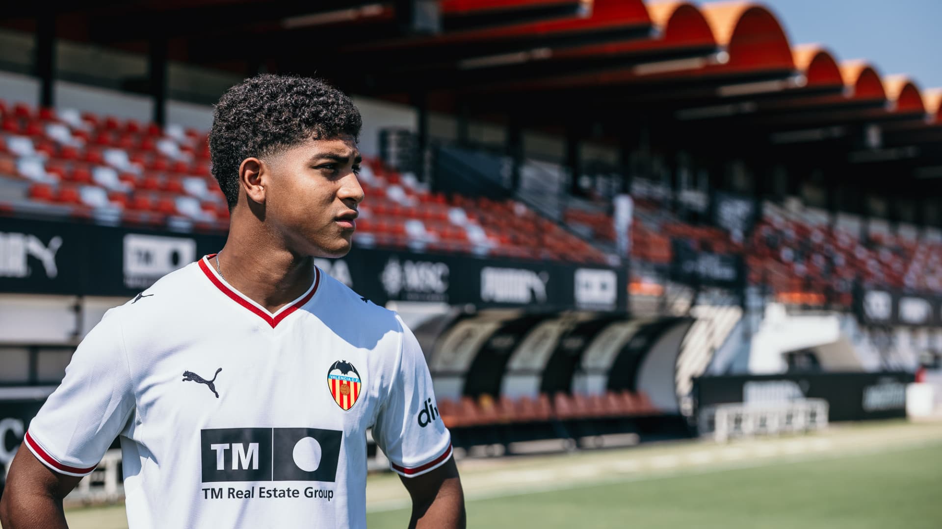 Román Davis, la promesa venezolana que deslumbrará en el Valencia CF